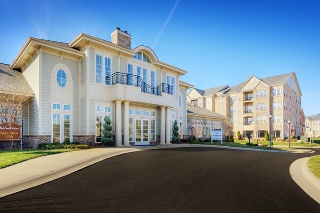 Building Photo - 6441 Silver Star Ln
