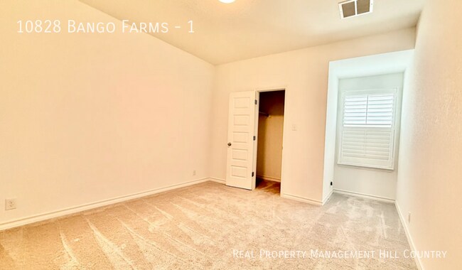 Building Photo - 10828 Bango Farms