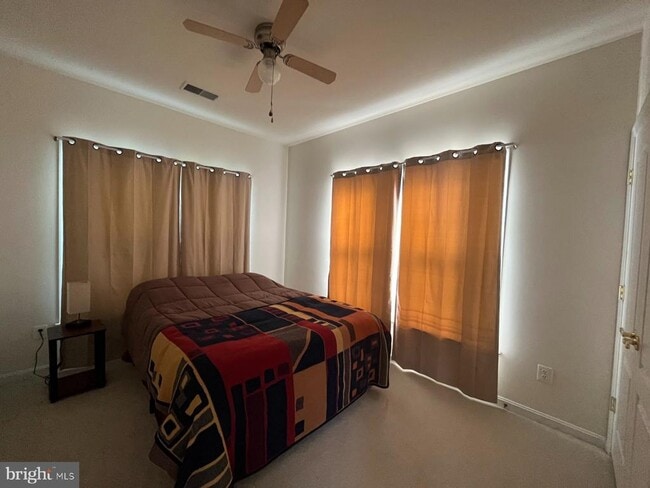 Building Photo - 43326 Columbus St