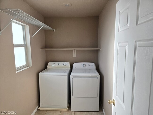 Building Photo - 8212 Annual Ridge St