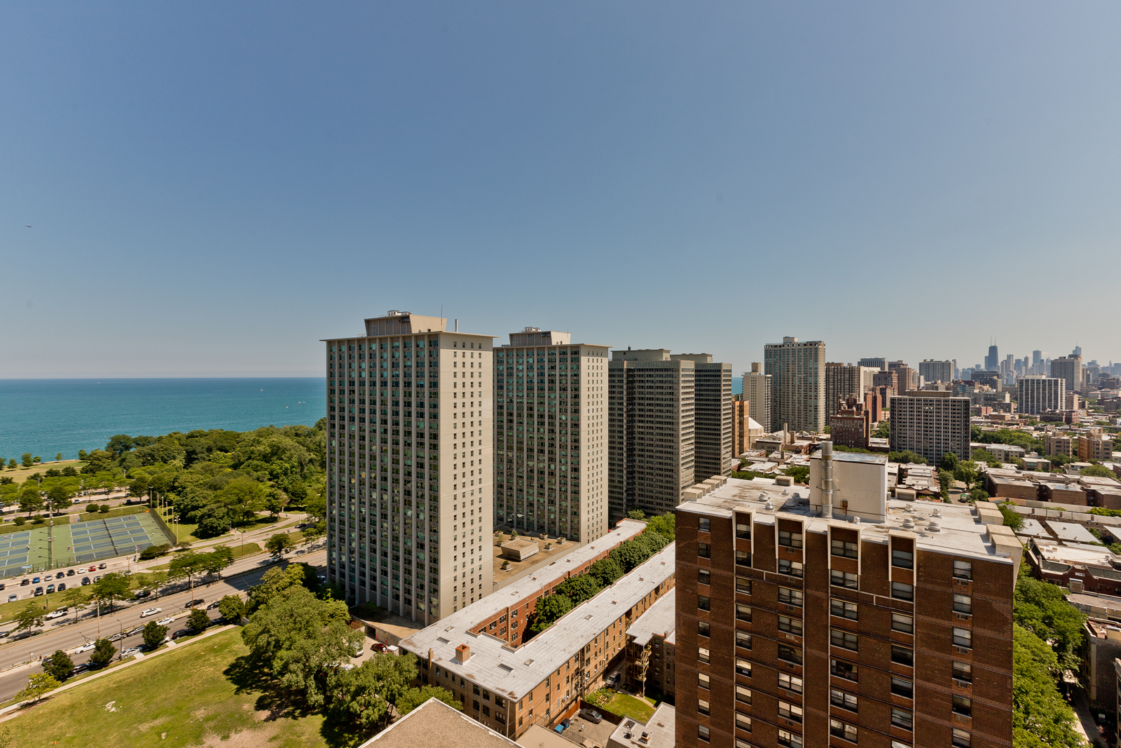 Building Photo - 3660 N Lake Shore Dr