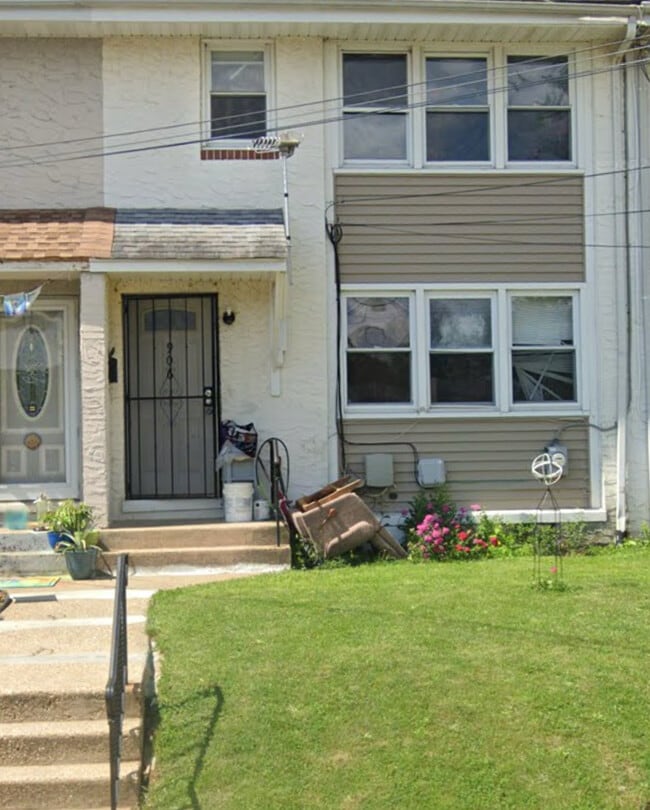 Primary Photo - 906 Alcyon Dr