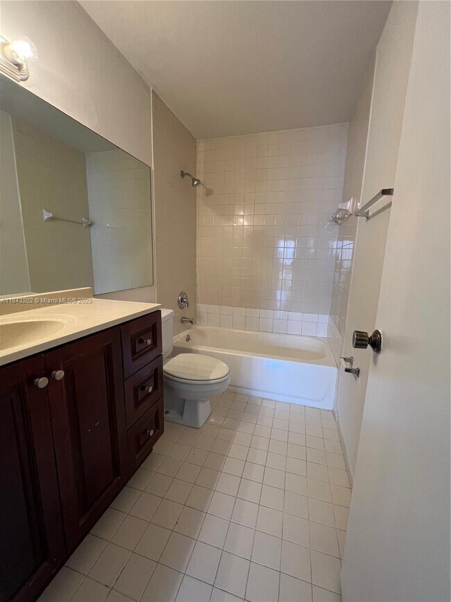 Building Photo - 7500 SW 153rd Ct