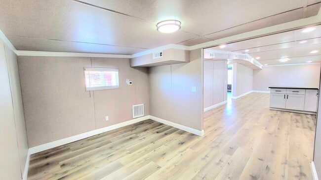 Building Photo - 1611 E Gamebird Rd