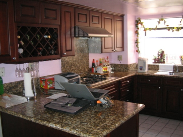 Building Photo - 111 N Marguerita Ave