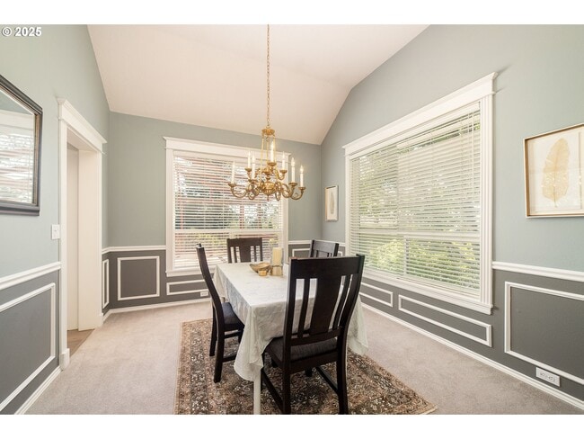 Building Photo - 5630 SW Kruse Ridge Dr