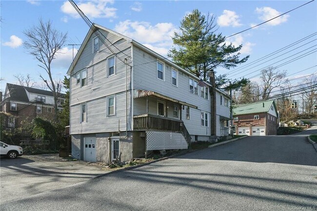 Building Photo - 4 Montgomery Rd