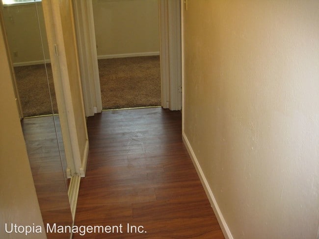 Building Photo - 2 br, 1 bath House - 1493 Del Rio Circle #A