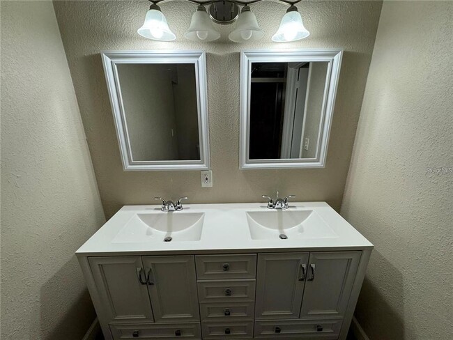 Building Photo - 310 7th St N