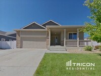 Building Photo - 931 Mount Shavano Ave