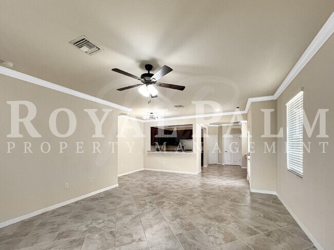 Building Photo - 8895 Via Isola Court