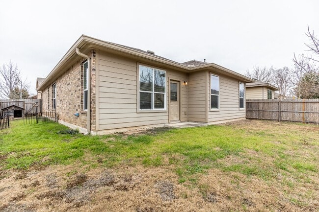 Building Photo - 9023 Hubbard Hill