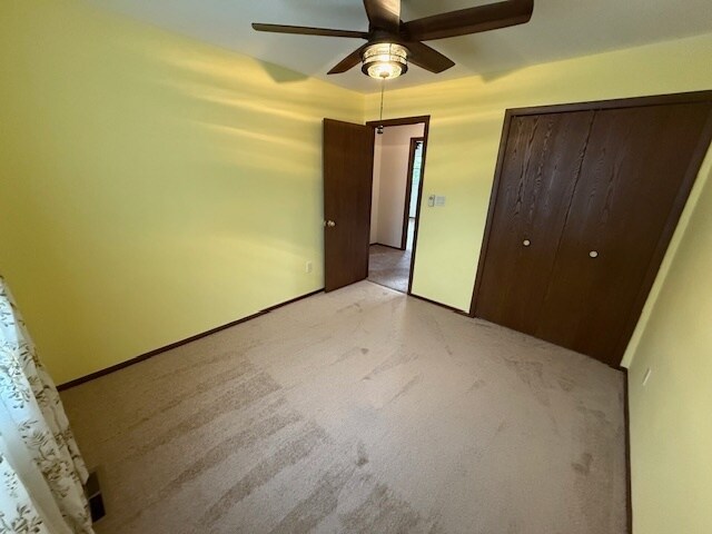 Building Photo - 465 Calverton Pl
