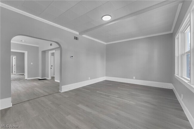 Building Photo - 3735 Marvin Ave
