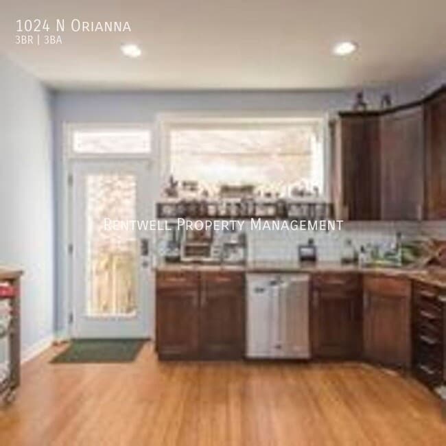 Building Photo - 1024 N Orianna-