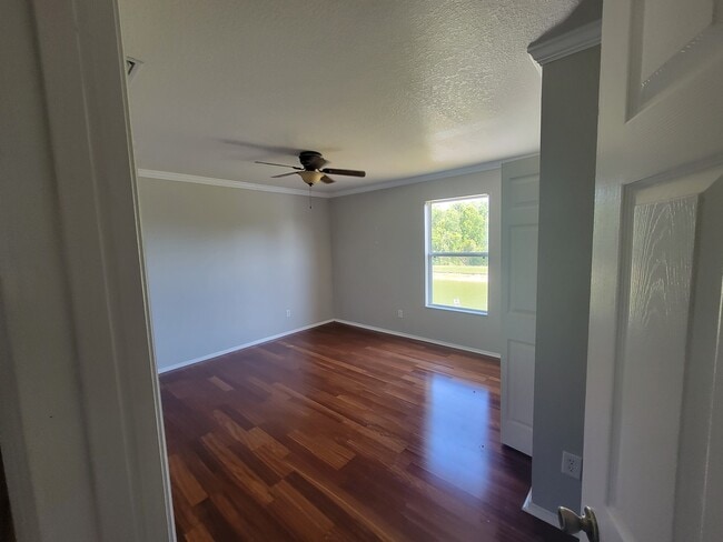 Building Photo - Sonnet Glen