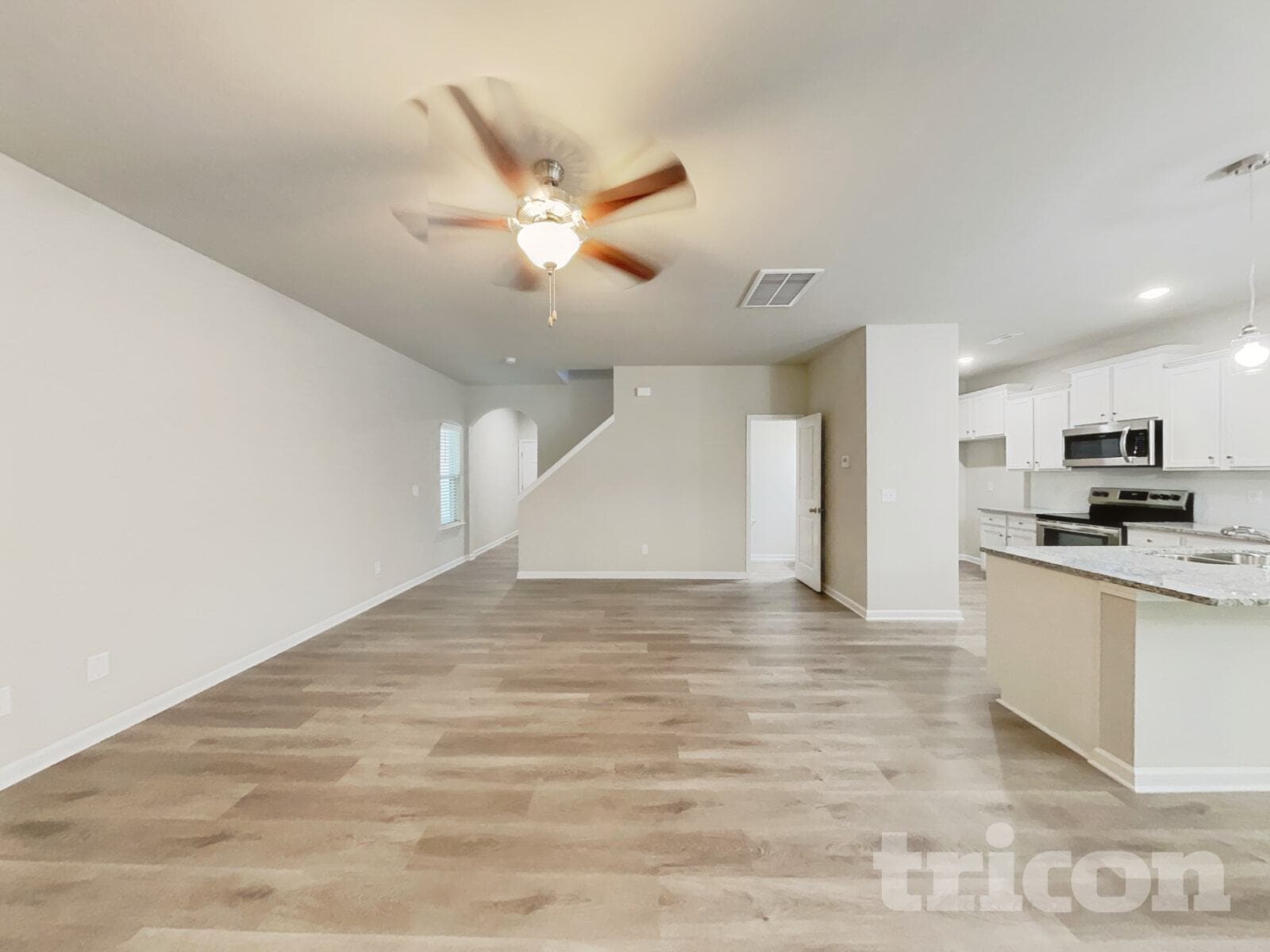 Building Photo - 229 Spring Knoll Dr