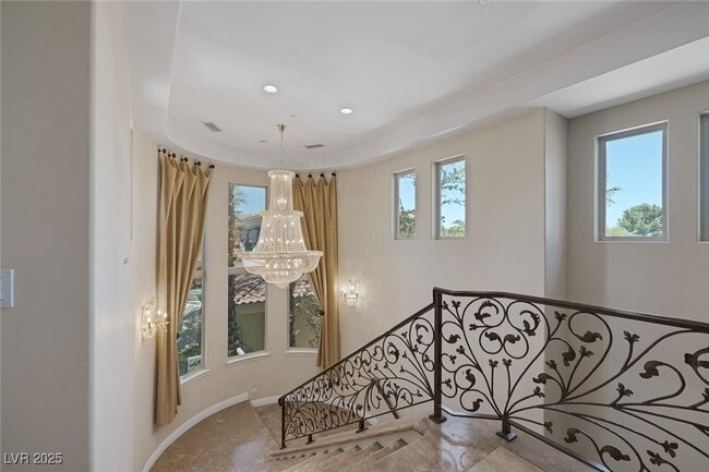 Building Photo - 1545 Villa Rica Dr