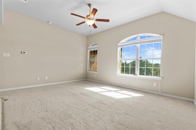 Building Photo - 3704 Ashbury Rd