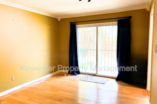Building Photo - 2654 Stoney Creek Rd SE