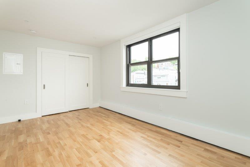 Building Photo - 1400 Columbia Rd