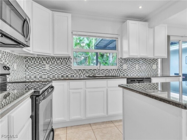 Building Photo - 5303 Mikado Ct