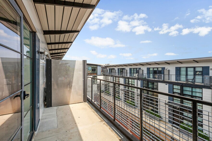 Building Photo - 2125 14th St NW