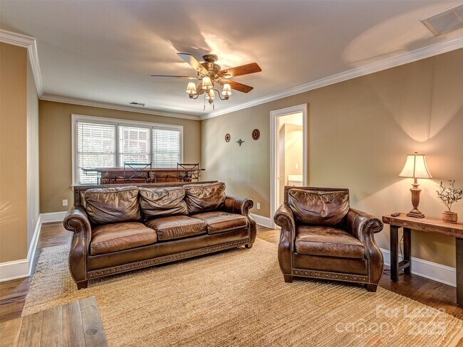 Building Photo - 4104 Shepherdleas Ln