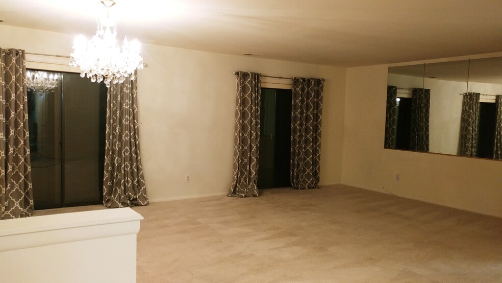 dinning room - 6903 Jones View Dr