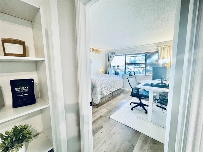 Building Photo - 8888 Tallwood Dr