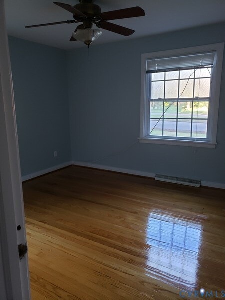 Building Photo - 1319 Devers Rd