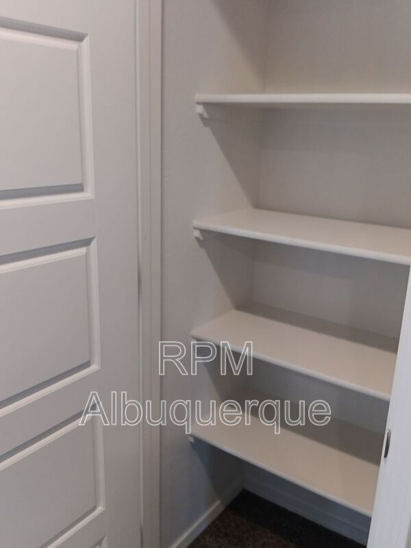 Building Photo - 4863 Blackburn Rd NE