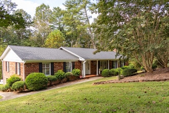 Building Photo - 2874 Brookridge Dr
