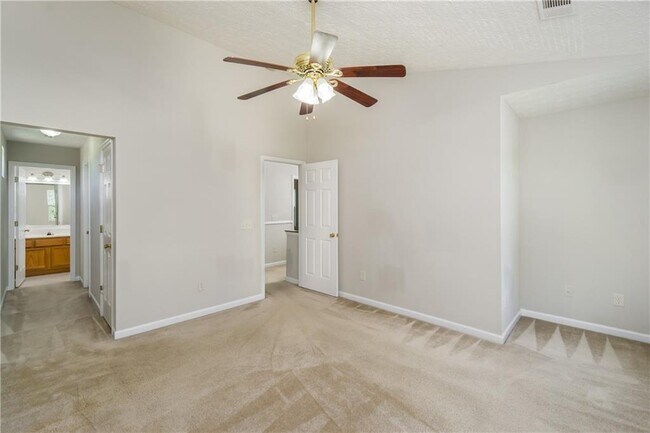 Building Photo - 5765 Ridge Stone Way