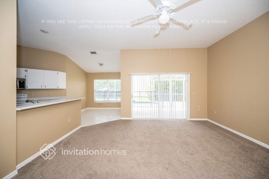 Building Photo - 4300 Ridgemoor Dr N