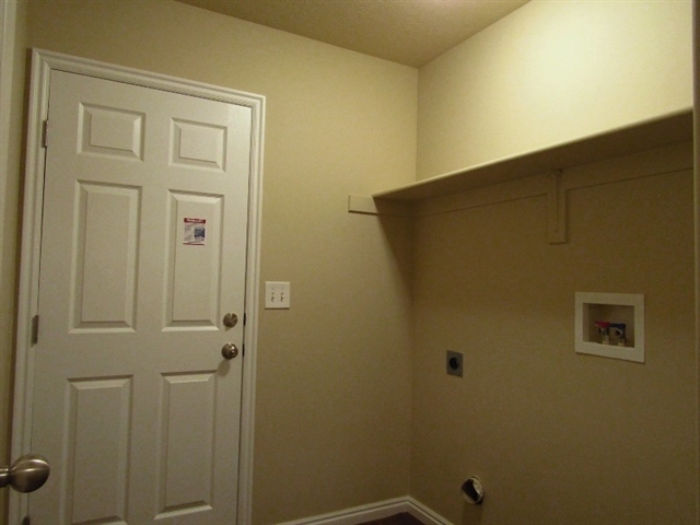 Building Photo - 8553 6430 W