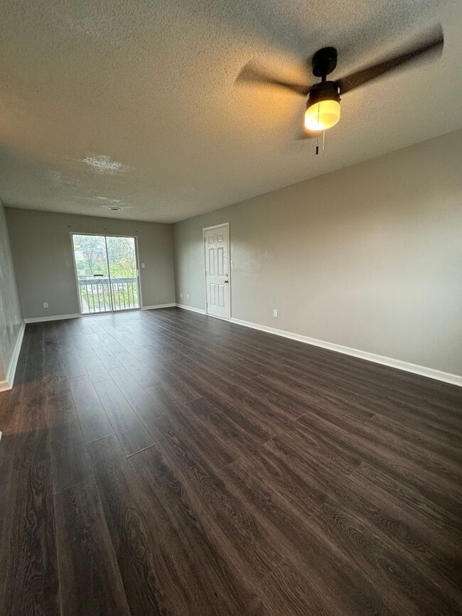 Interior Photo - Creekview Apartments