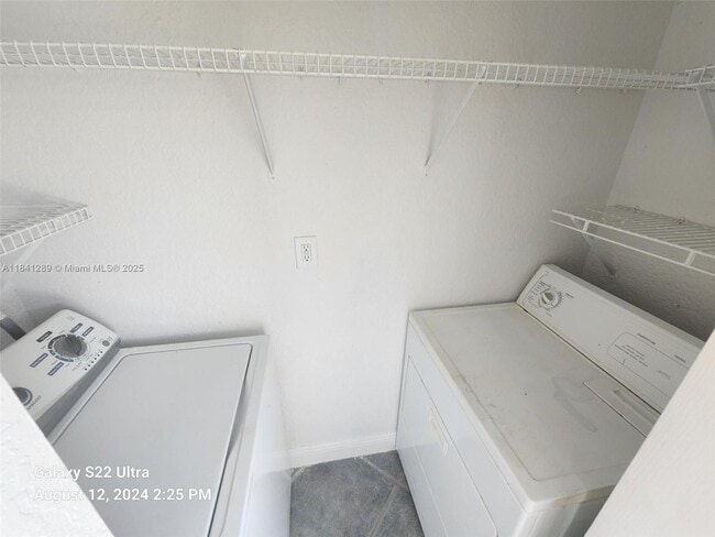 Building Photo - 12174 SW 143rd Ln
