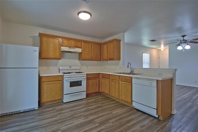 Building Photo - 16418 Hamilton Point Cir