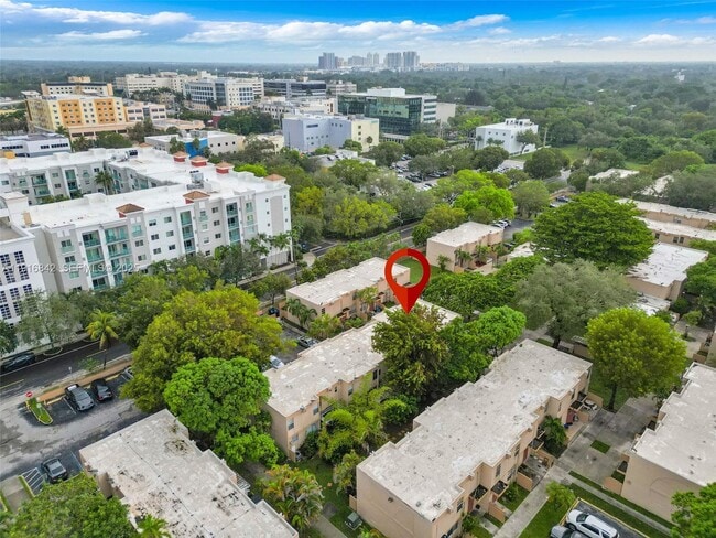 Building Photo - 6011 SW 69th St