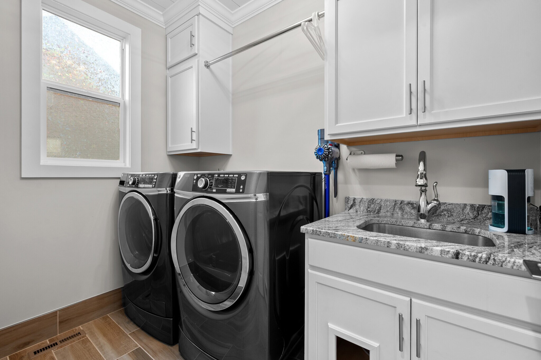 Building Photo - 1136 Secretariat Dr