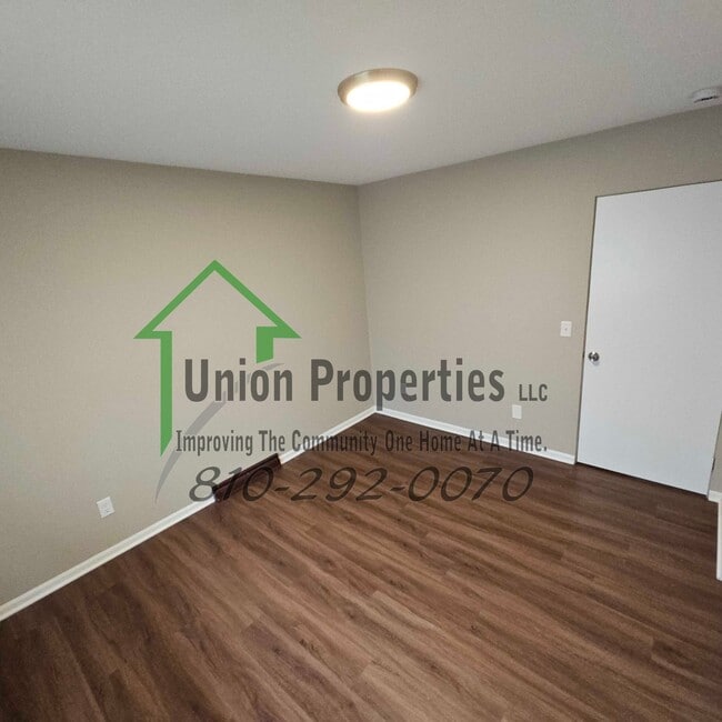 Building Photo - 1820 Kern St