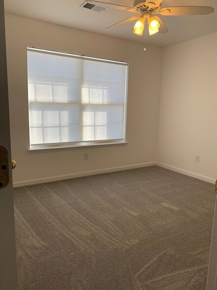 Building Photo - 111 Tyne Dr