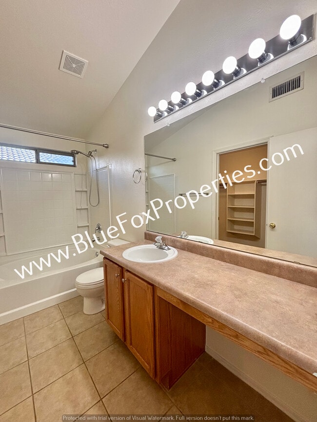 Building Photo - 9495 N Winter Wren Ave