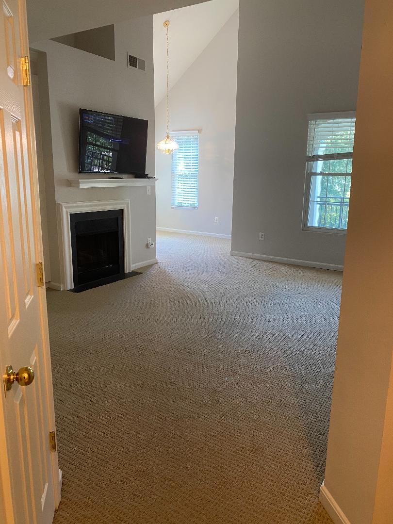 Building Photo - 20447 Chesapeake Sq