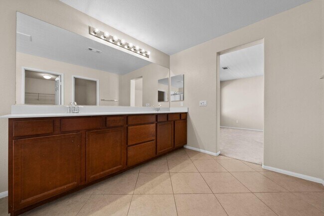 Building Photo - 44824 Dusty Rd