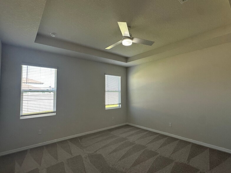 Building Photo - 9432 Bella Mar Trl