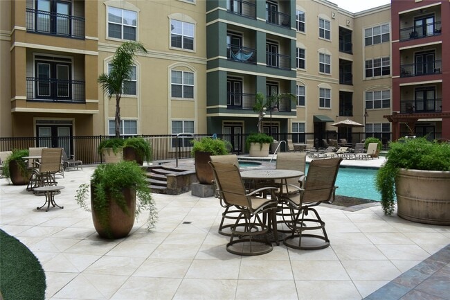 Building Photo - 1711 Old Spanish Trl