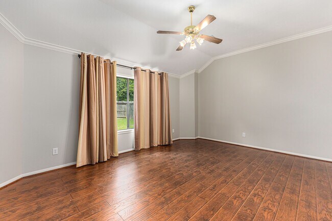 Building Photo - 3603 Beacon Hill Dr