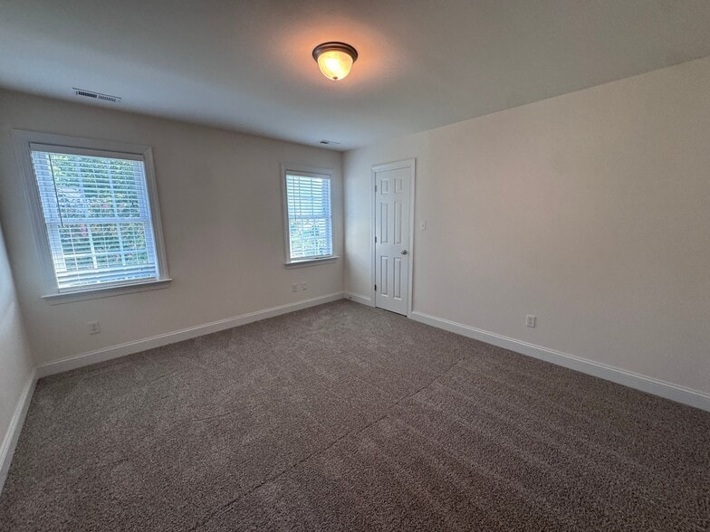 Building Photo - 2912 Bayfront Way